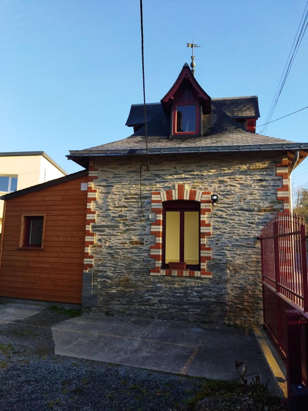 Le Kiosque De La Villa Des Roses Charmant Et Atypique Nozay  Eksteriør billede